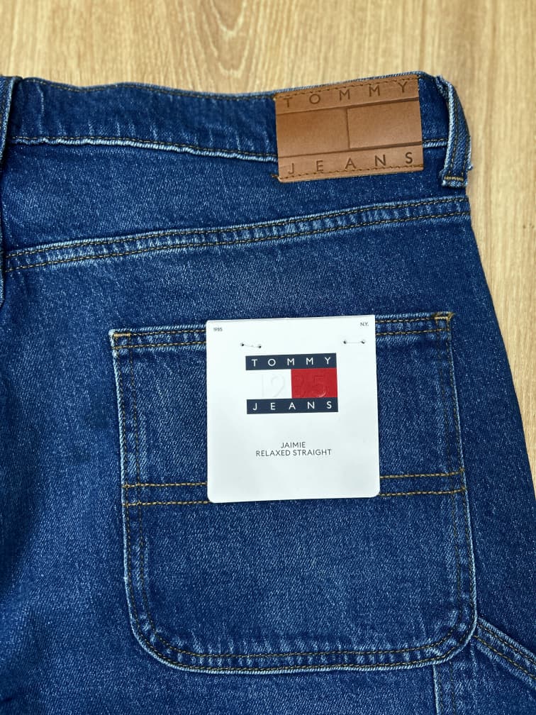 Tommy Hilfiger Relaxed Straight Fit Denim in Blue