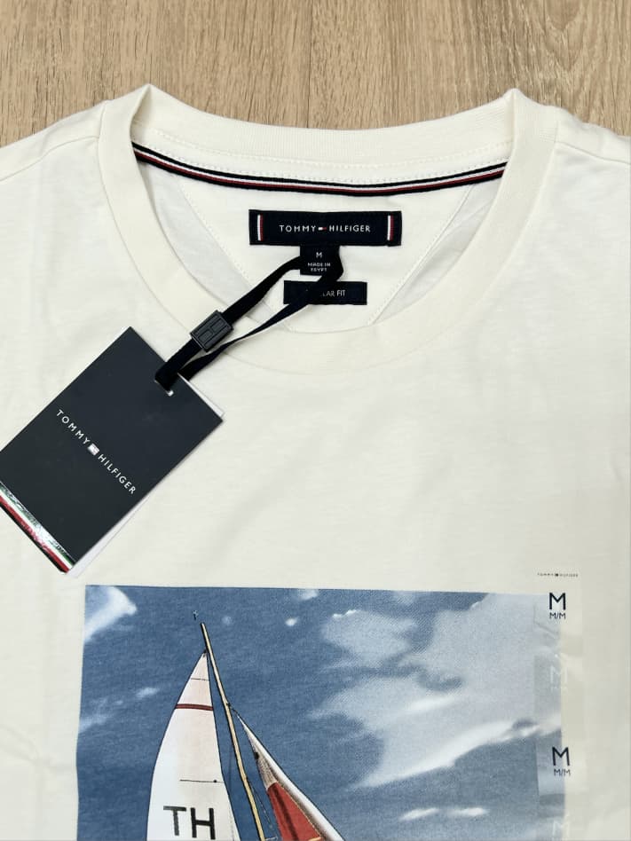 Tommy Hilfiger Sailing Boat T Shirt in Off White
