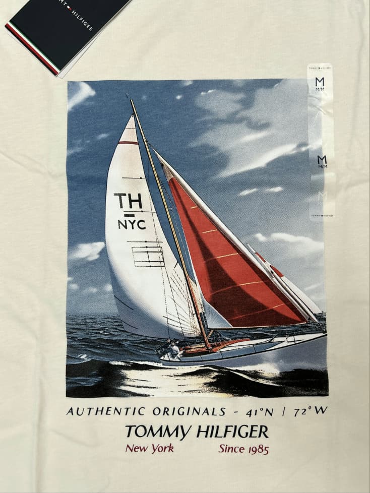 Tommy Hilfiger Sailing Boat T Shirt in Off White
