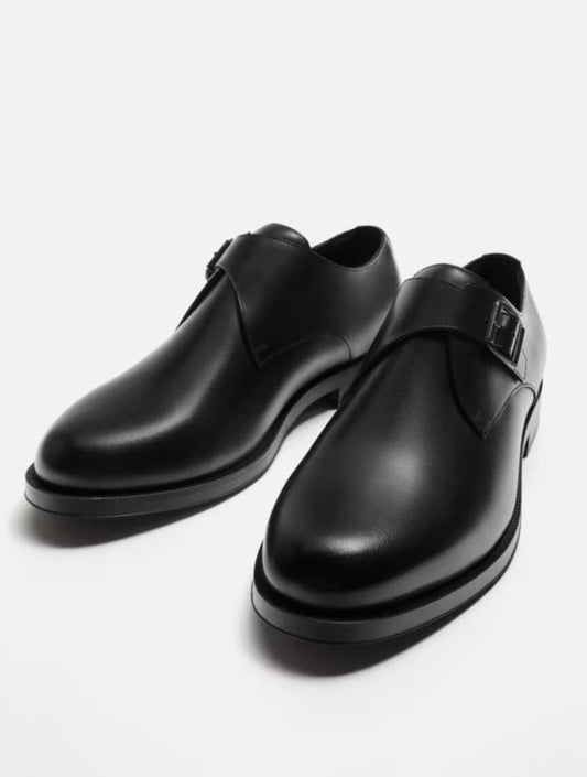 Zara Leather Shoe With Buckle in Black