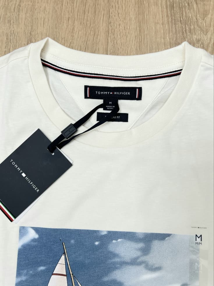 Tommy Hilfiger Sailing Boat T Shirt in Off White