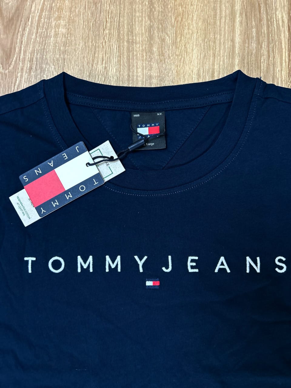 Tommy T Shirt in Navy