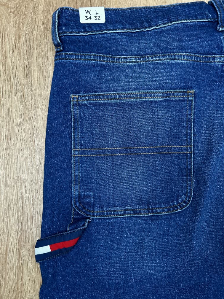Tommy Hilfiger Relaxed Straight Fit Denim in Blue