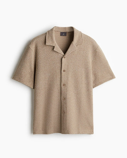 H & M Regular Fit Herringbone Weave Shirt in Beige