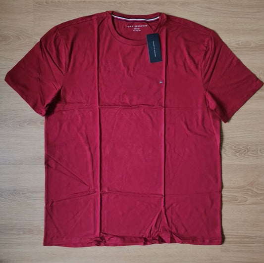 Tommy Hilfiger Regular Fit T Shirt in Maroon