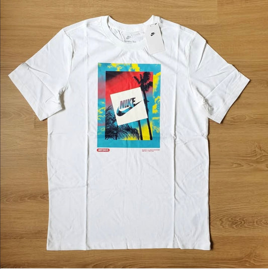 Nike Regular Fit T Shirt in White