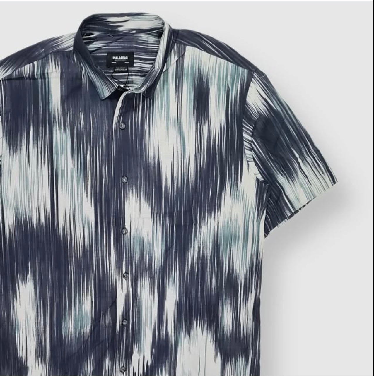 Pull & Bear Regular Fit Short Sleeve Shirt