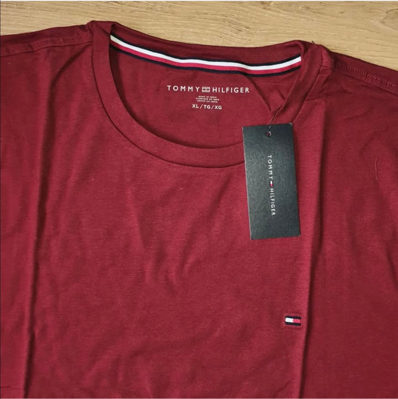 Tommy Hilfiger Regular Fit T Shirt in Maroon