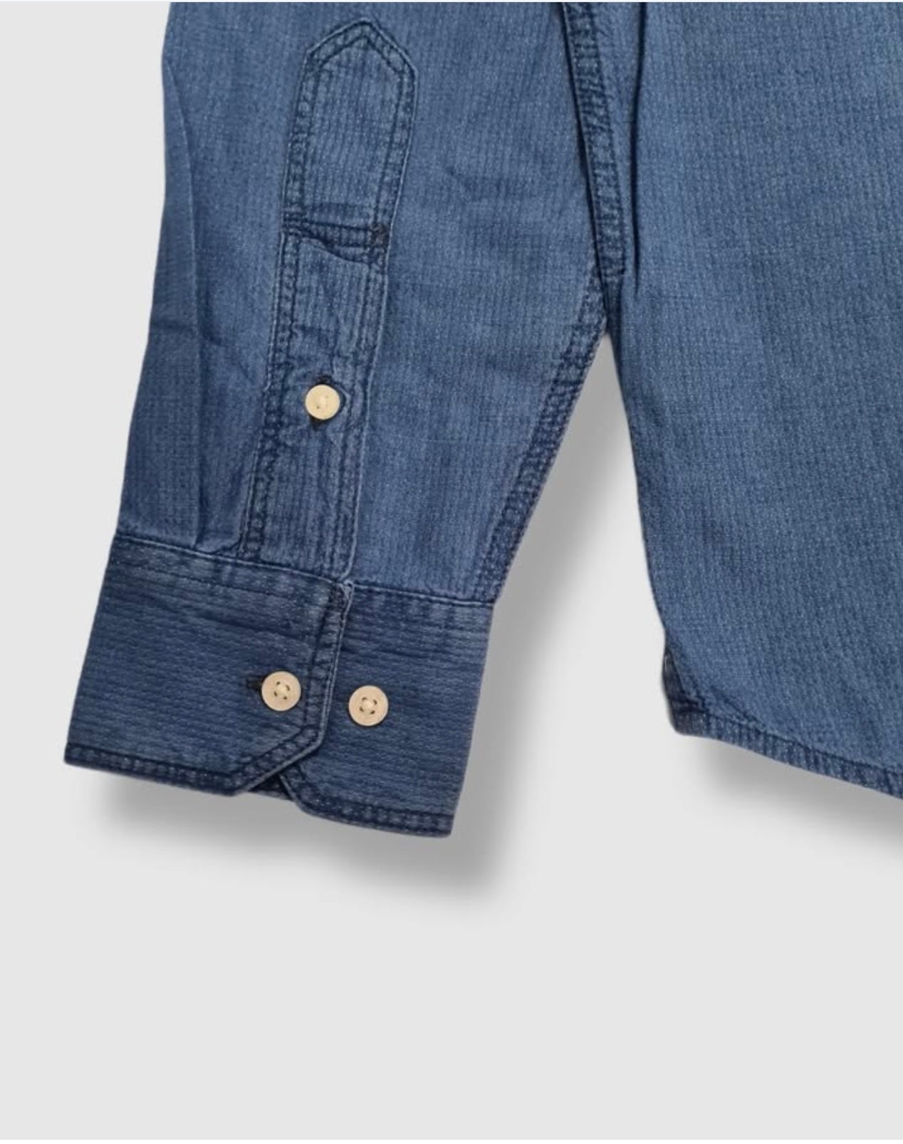Lee Regular Fit Blue Cotton Button Cuff Shirt