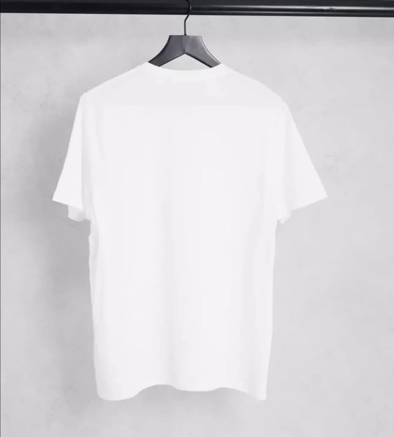 Pull & Bear T Shirt in White (Pack of One)