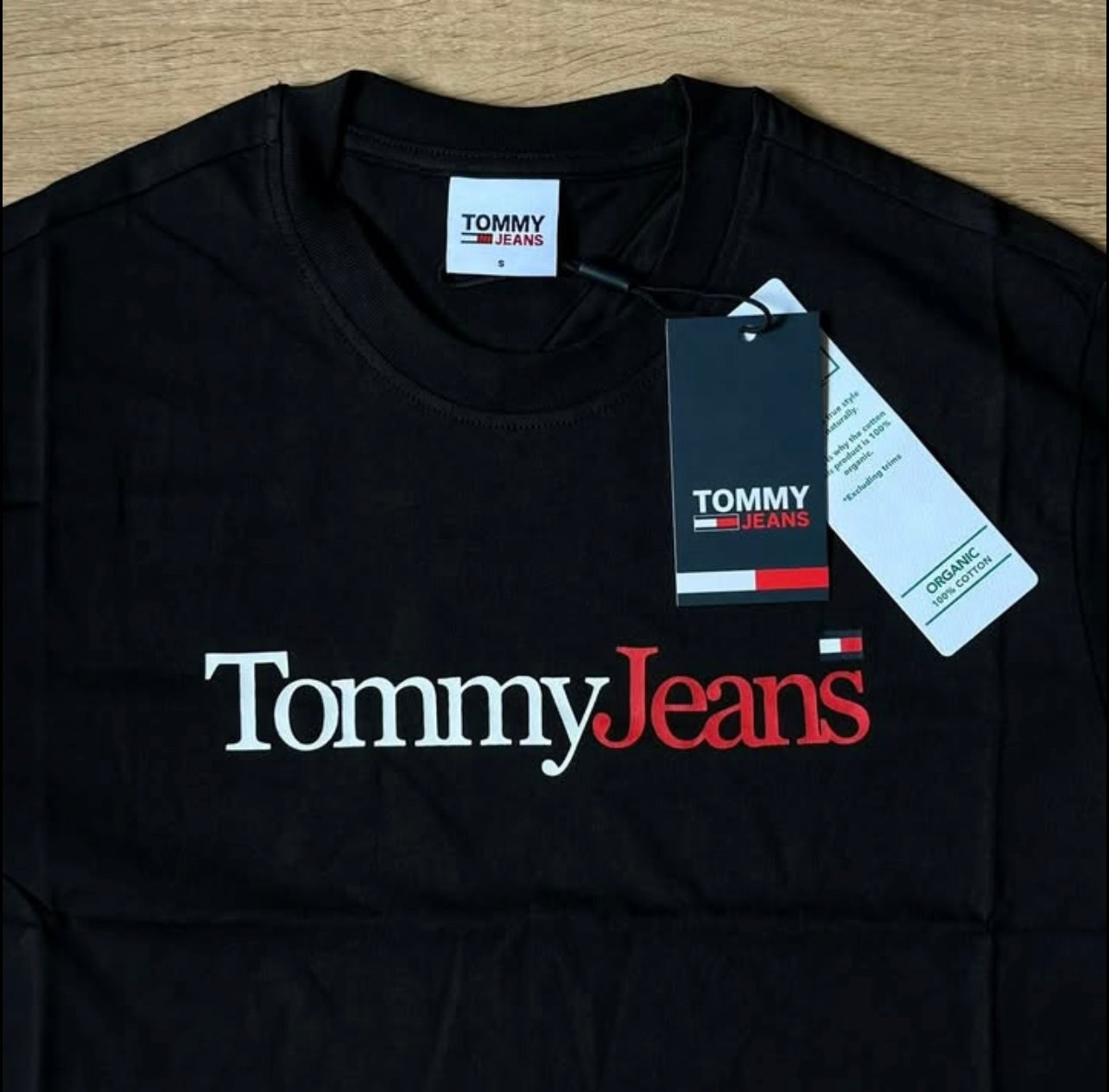 Tommy Hilfiger Regular Fit T Shirt in Black