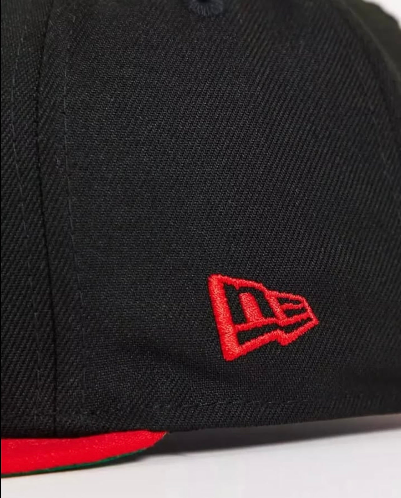 New Era 9Fifty Chicago Bulls Wordmark SnapBack Cap in Black