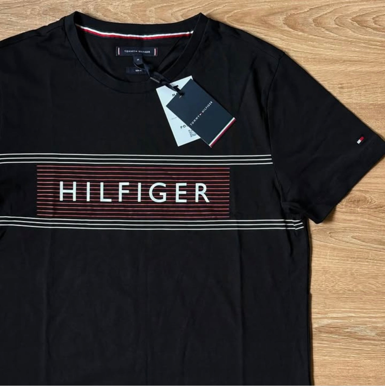 Tommy Hilfiger Regular Fit T Shirt in Black