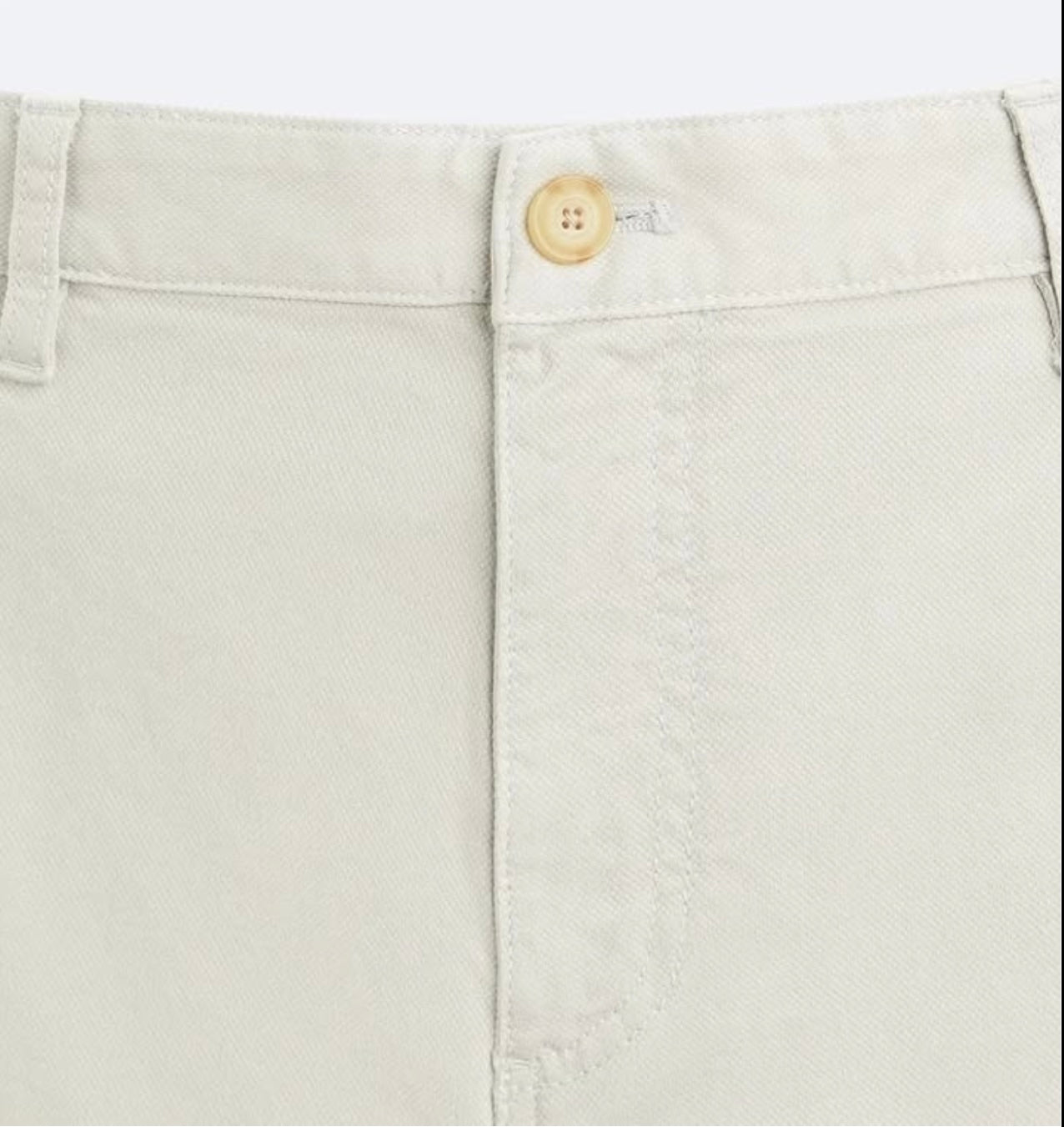 Zara Chinos Shorts in Ecru