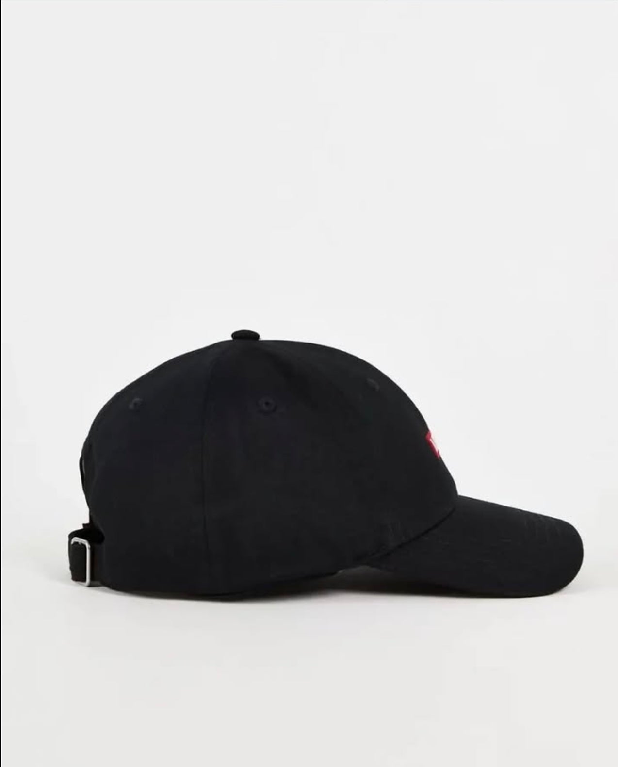 Levi’s Baseball Cap in Black