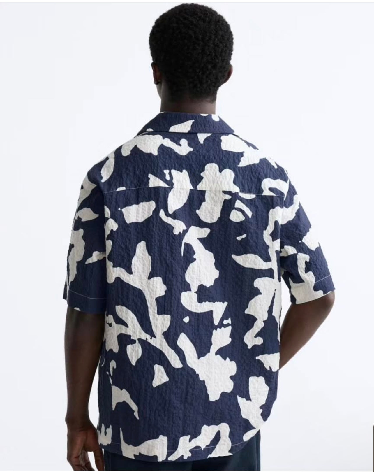 Zara Regular Fit Abstract Print Stretch Cotton Shirt in Navy & White