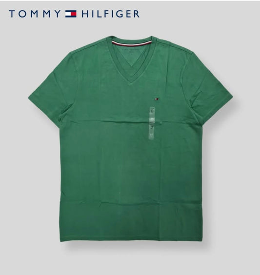 Tommy Hilfiger Regular Fit Cotton V Neck Short Sleeve T Shirt in Green