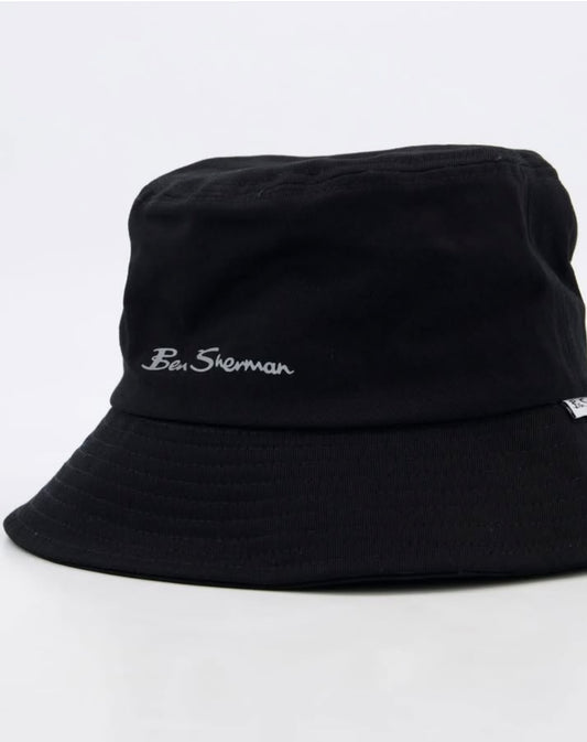 Ben Sherman Bucket Hat in Black