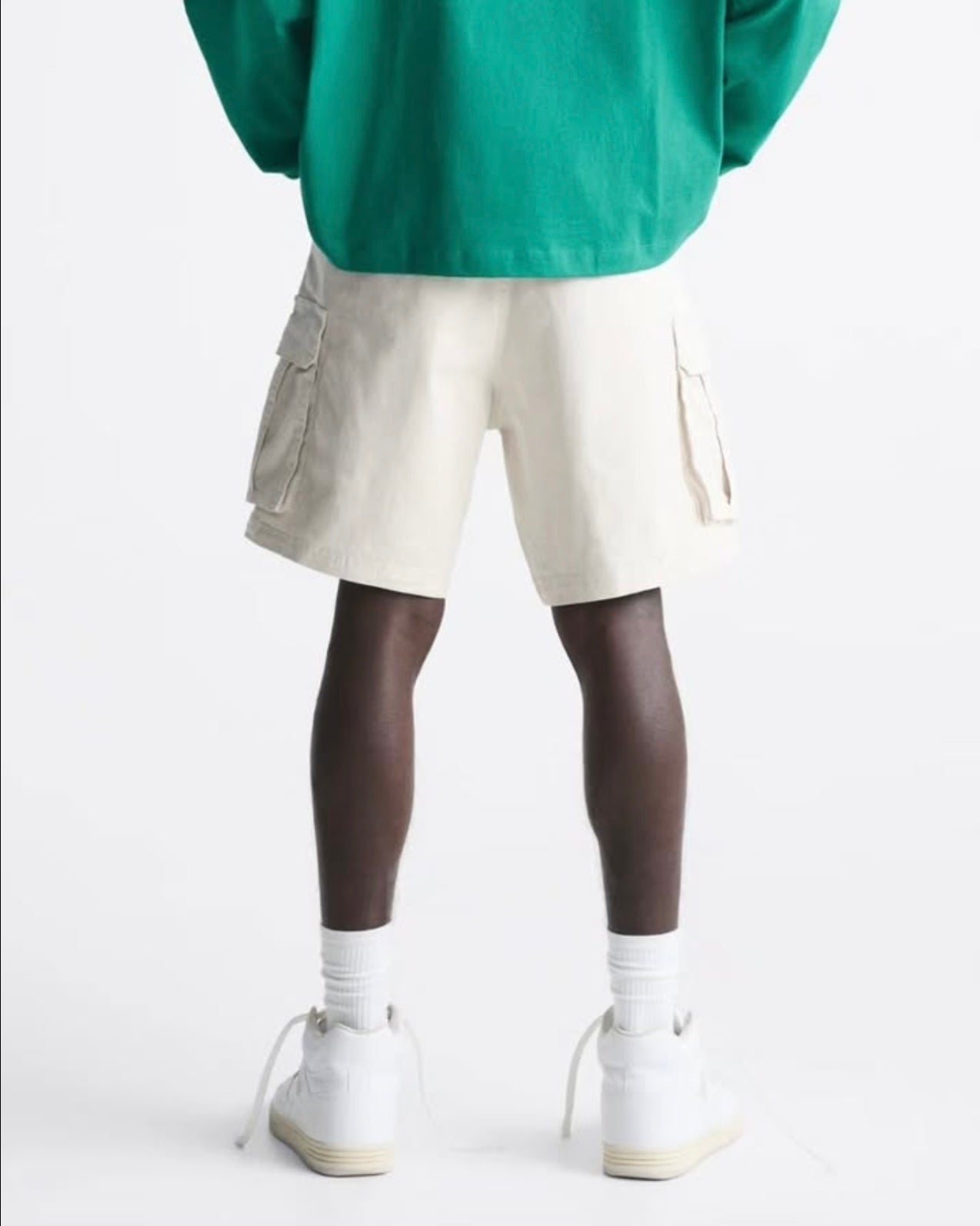 Zara Cargo Shorts in Stone