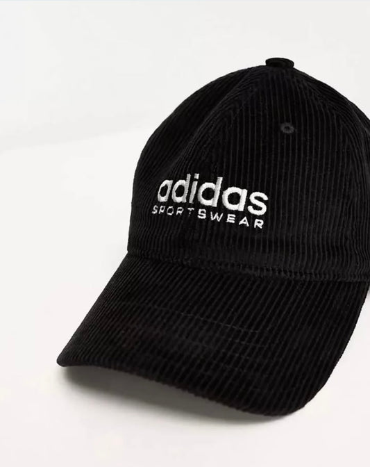 Adidas Baseball Cap in Black