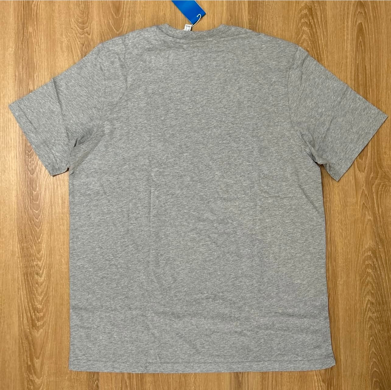 Adidas T shirt in Grey