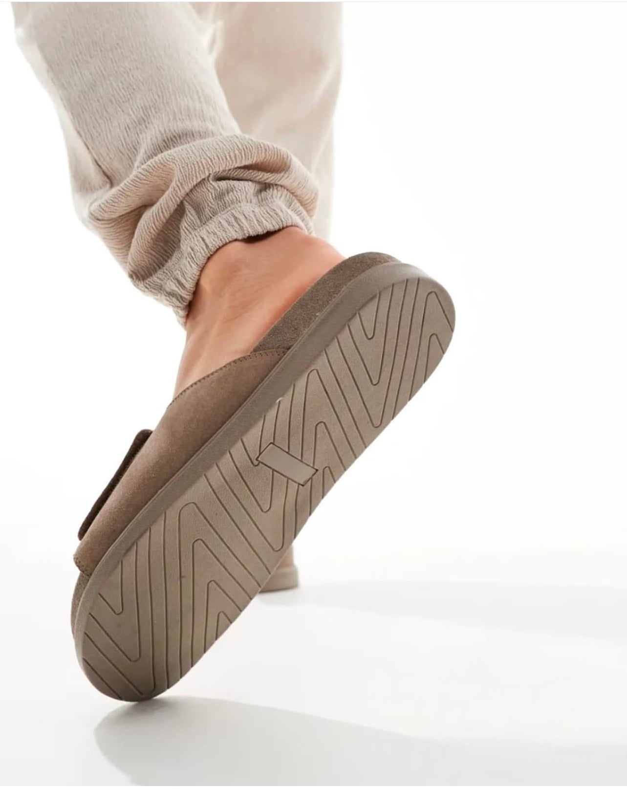 Schuh Leather Slippers in Suede