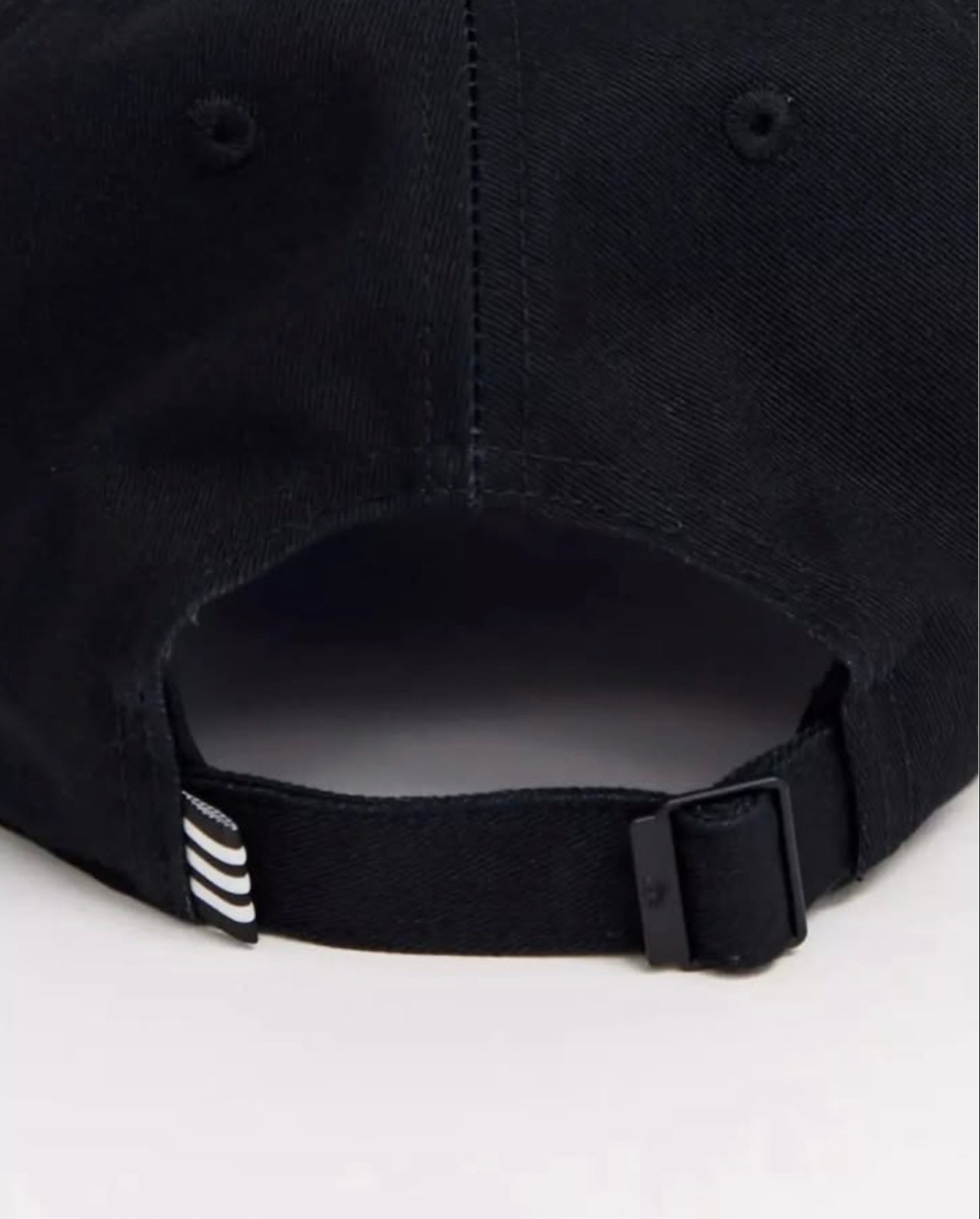 Adidas Trefoil Cap in Black