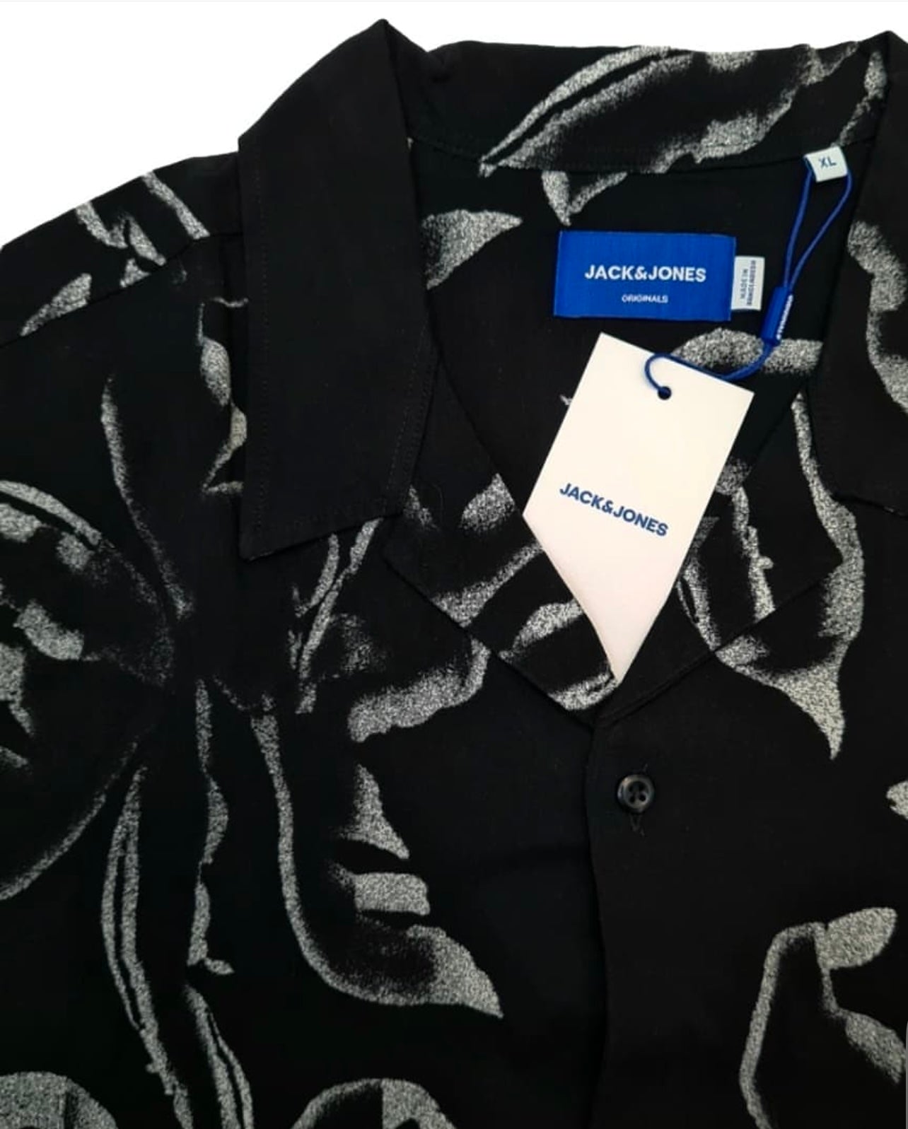 Jack & Jones Regular Fit Shirt in Black