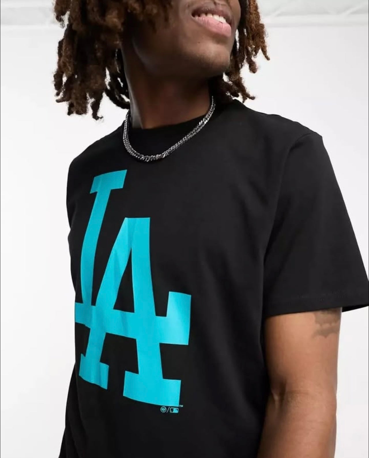 4 7 Brand LA Dodgers T shirt in Black