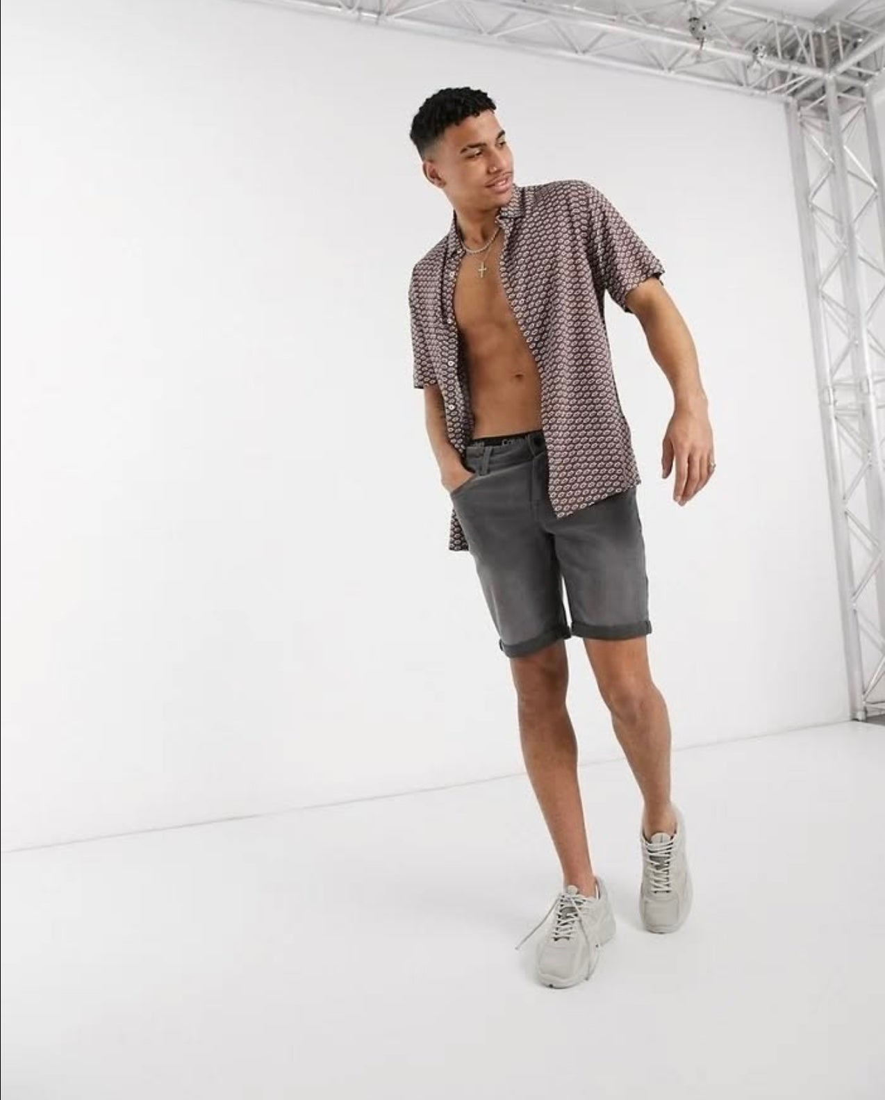 Burton Regular Fit Burgundy Aztec Short Sleeve Shirt in Viscose