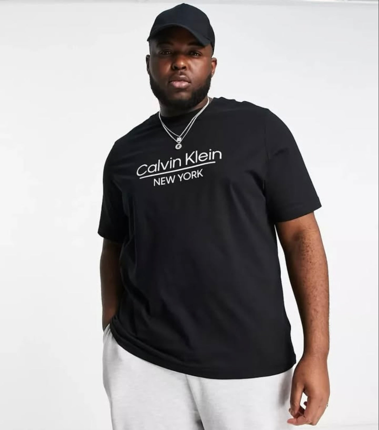 Calvin Klein Regular Fit T Shirt in Black