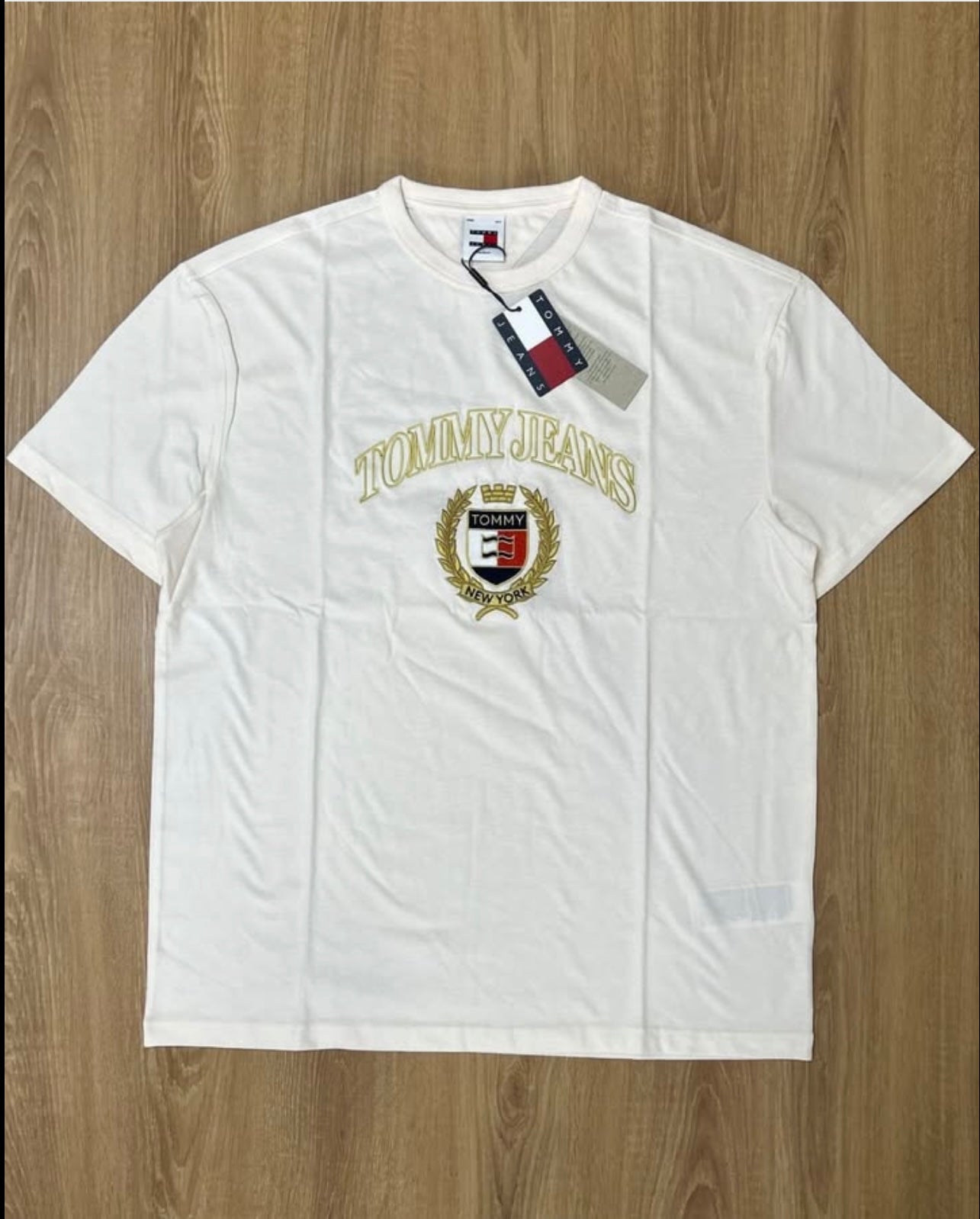 Tommy Hilfiger T Shirt in Off White