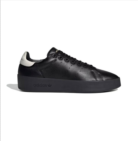 Adidas Stan Smith Trainers in Black