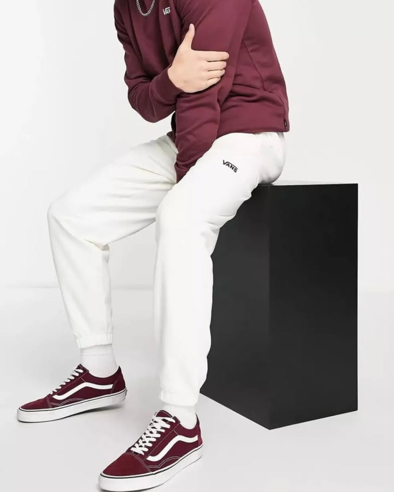 Vans Joggers in Off White/ Ecru