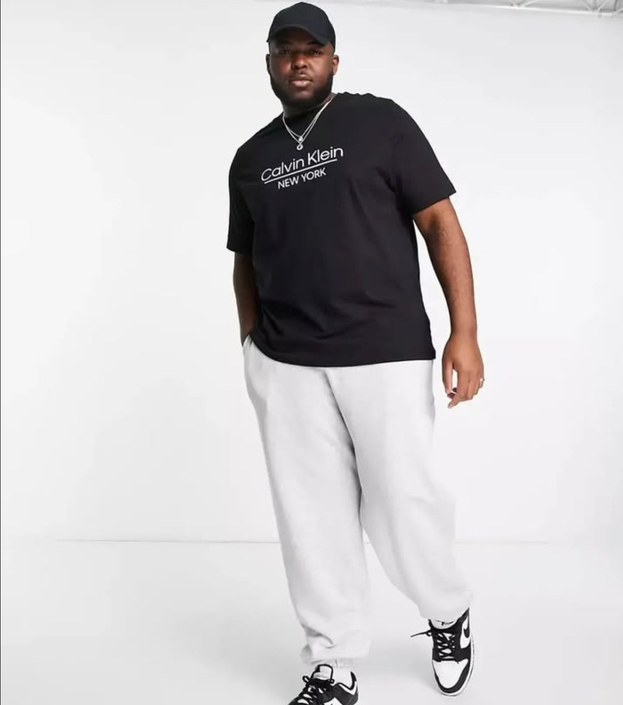 Calvin Klein Regular Fit T Shirt in Black