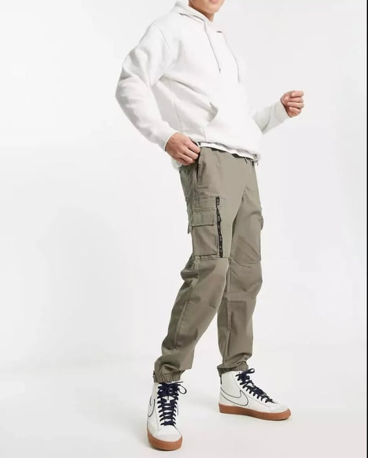 Pull & Bear Contrast Pockets Ripstop Cargo in Khaki