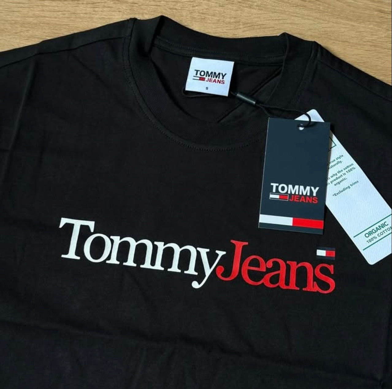 Tommy Hilfiger Regular Fit T Shirt in Black
