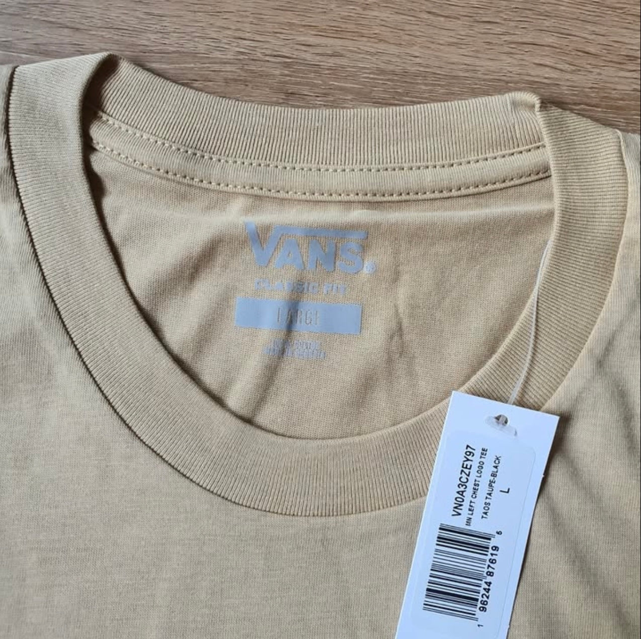Vans Regular Fit T Shirt in Sand