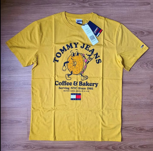 Tommy Hilfiger Regular Fit Cotton T Shirt in Yellow