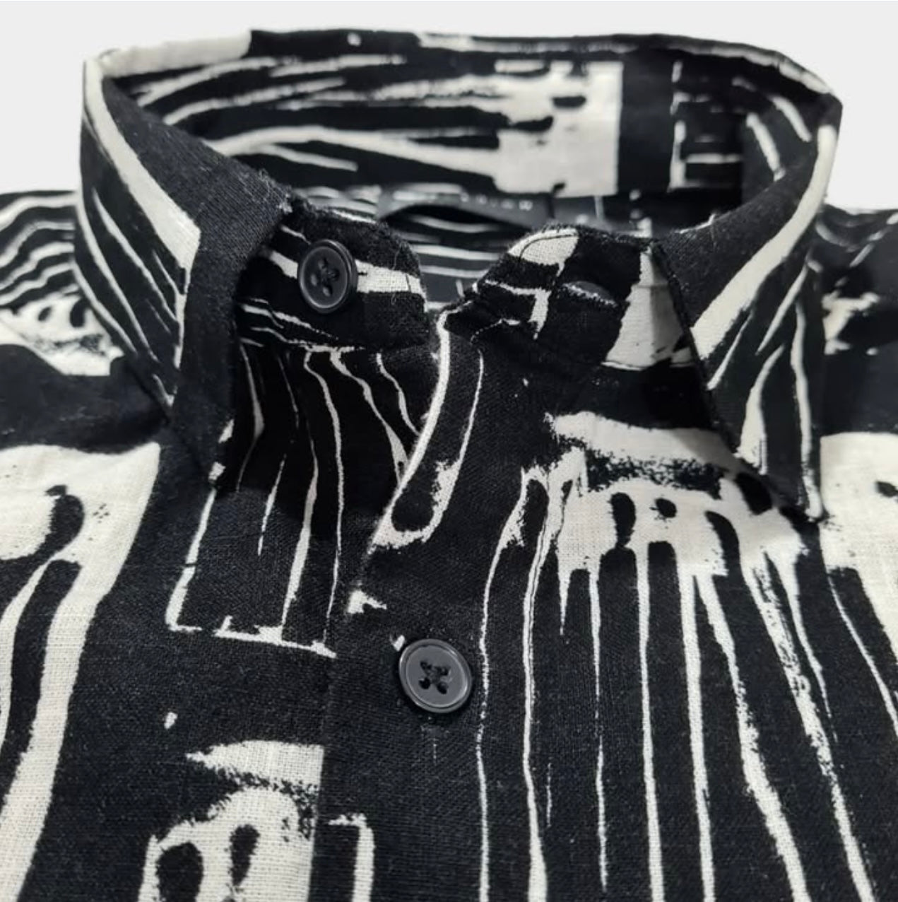 Asos Regular Fit Shirt With Pattern in Black