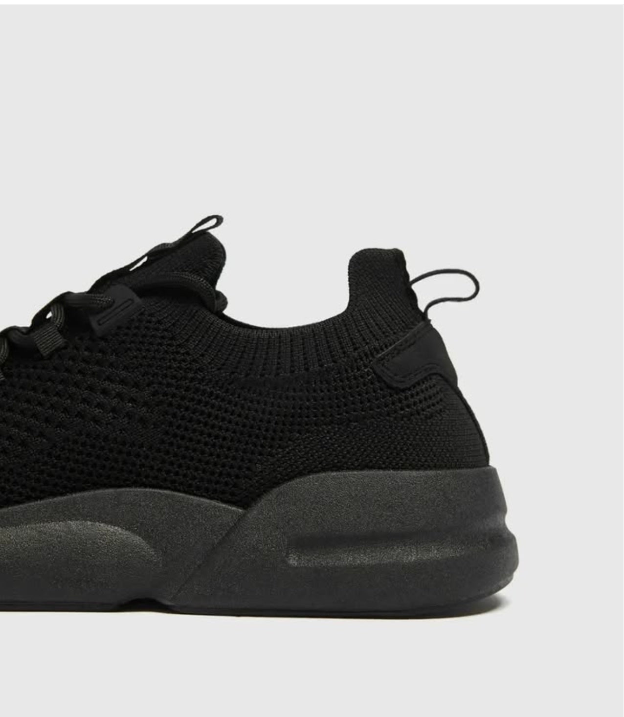 Pull & Bear Knit Racer Trainer in Black