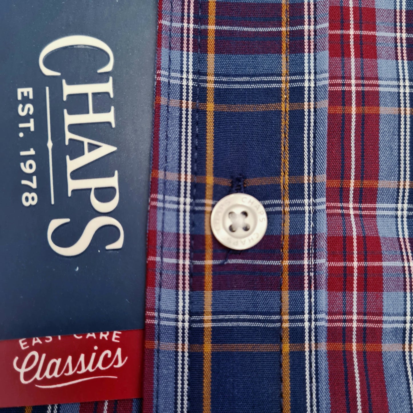 Chaps - Regular Fit Shirt in Navy Plaid