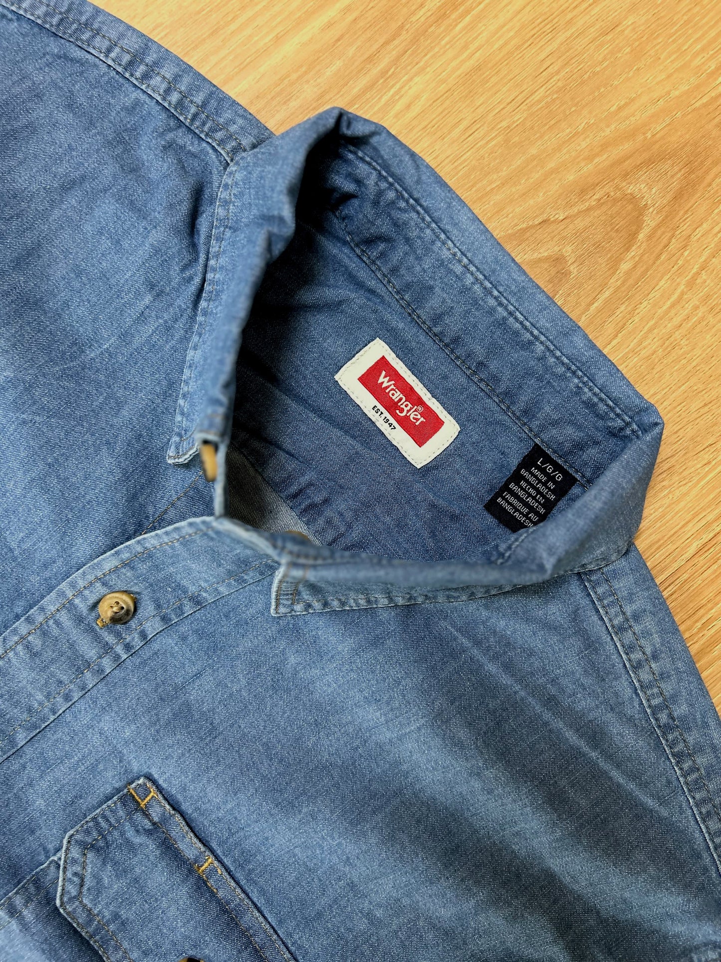 W r a n g ler - Utility Shirt in Denim Blue
