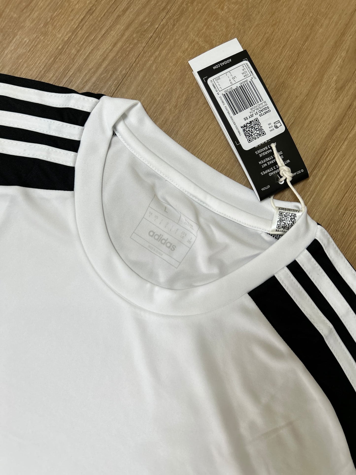 Adidas -  Jersey T Shirt in White