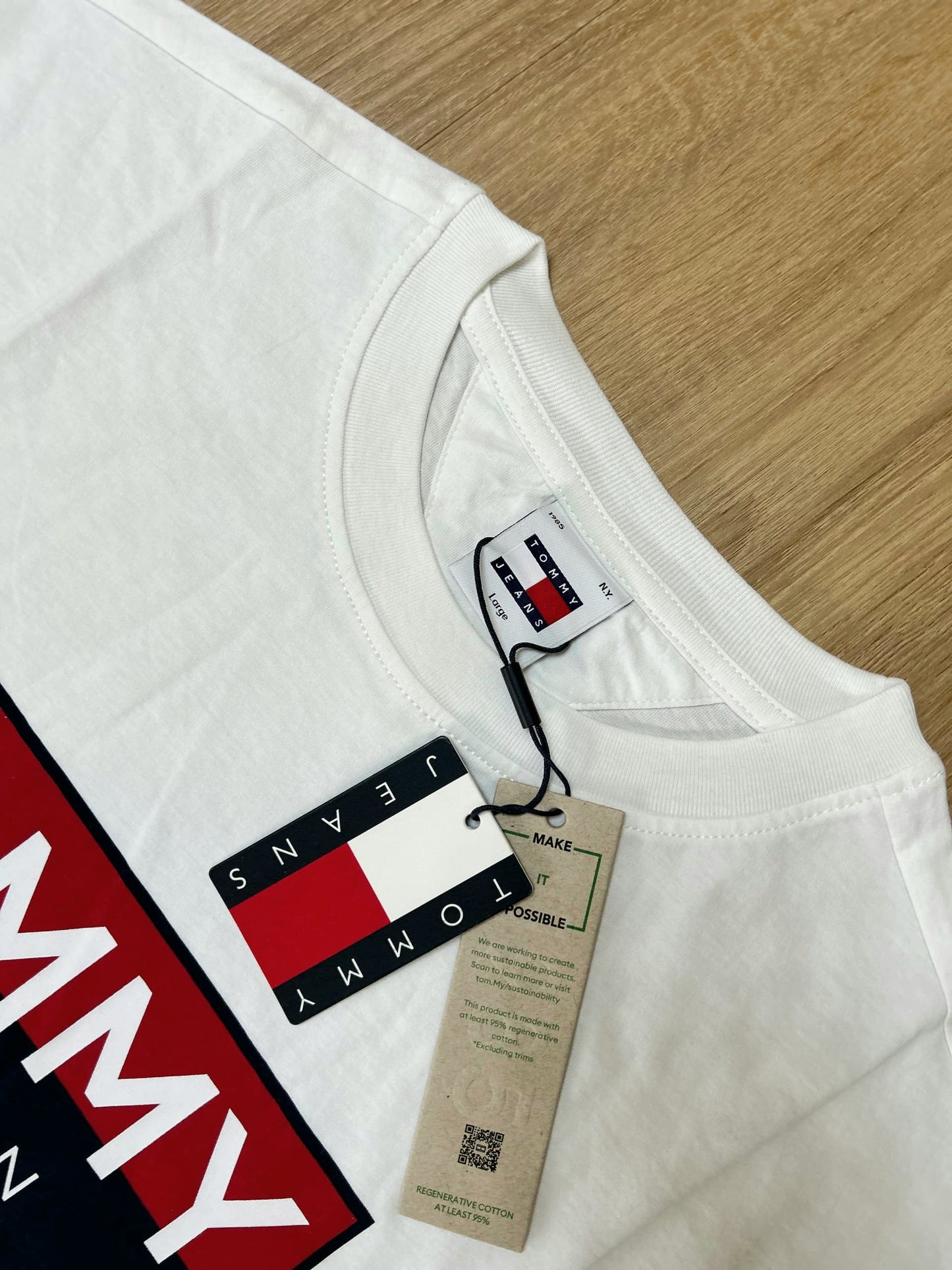 Tommy Hilfiger - Regular Fit T Shirt in White