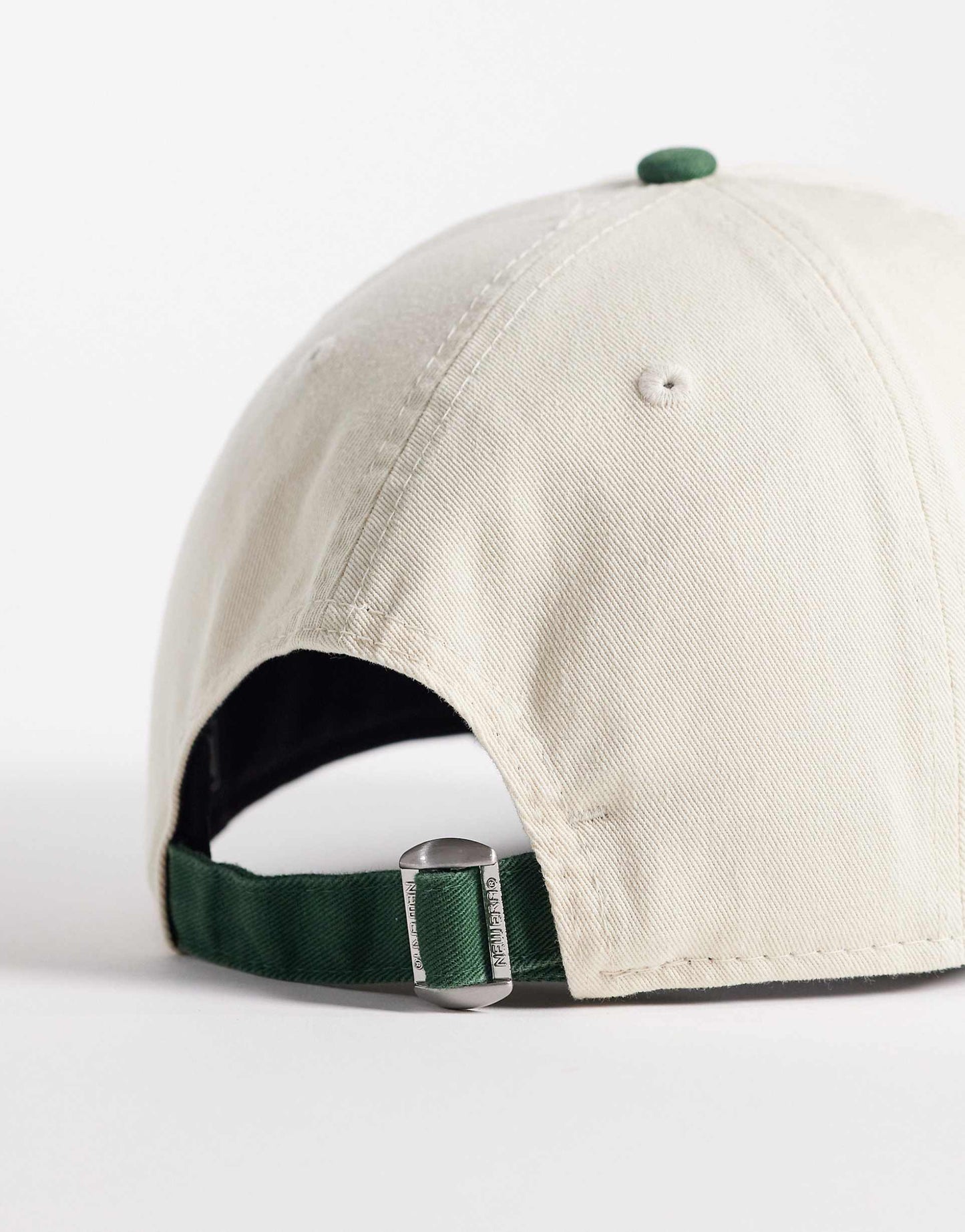New Era NY Yankees Beige Embroidered Baseball Cap