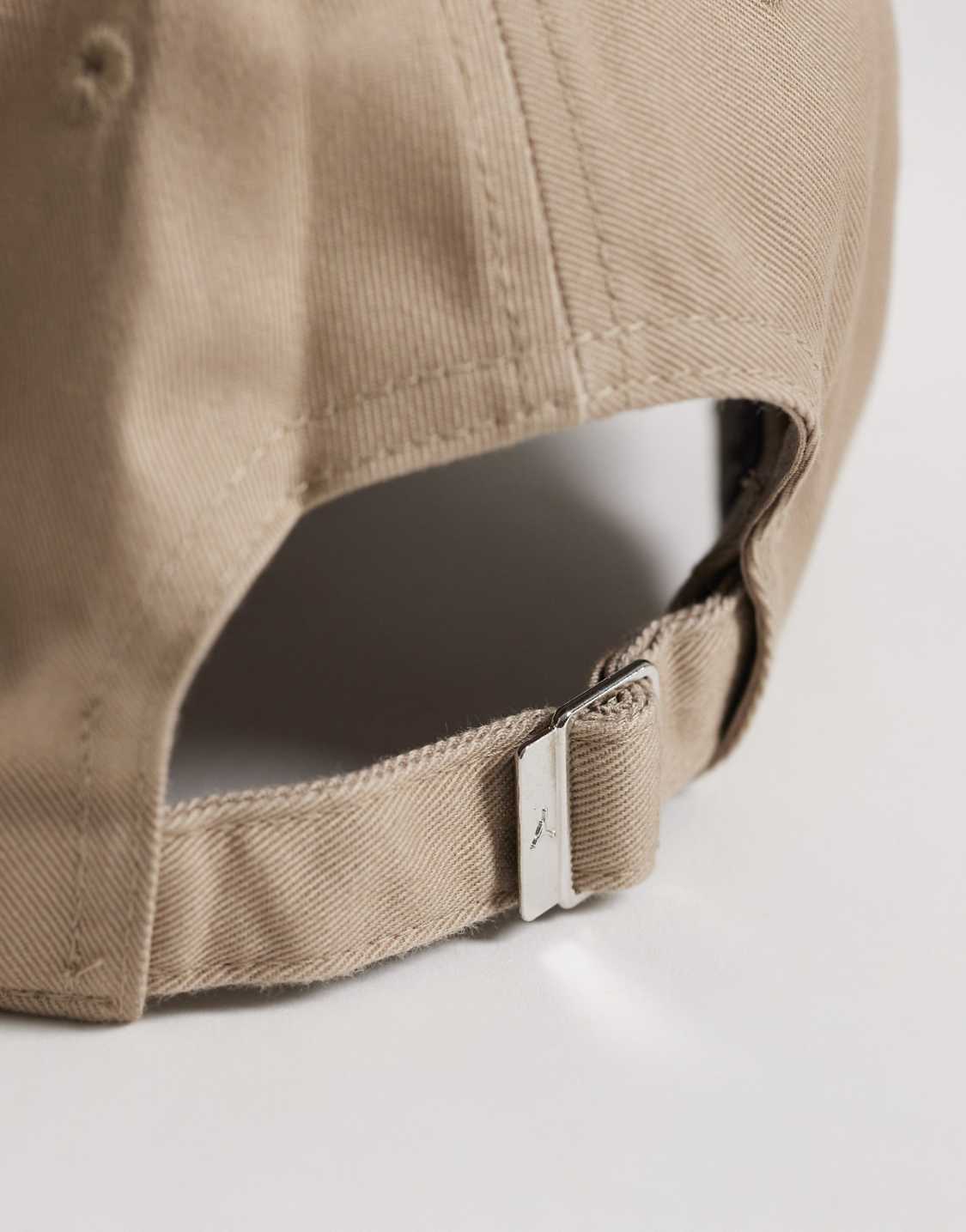 Jordan Club Unstructured Curved-Bill Baseball Cap in Beige