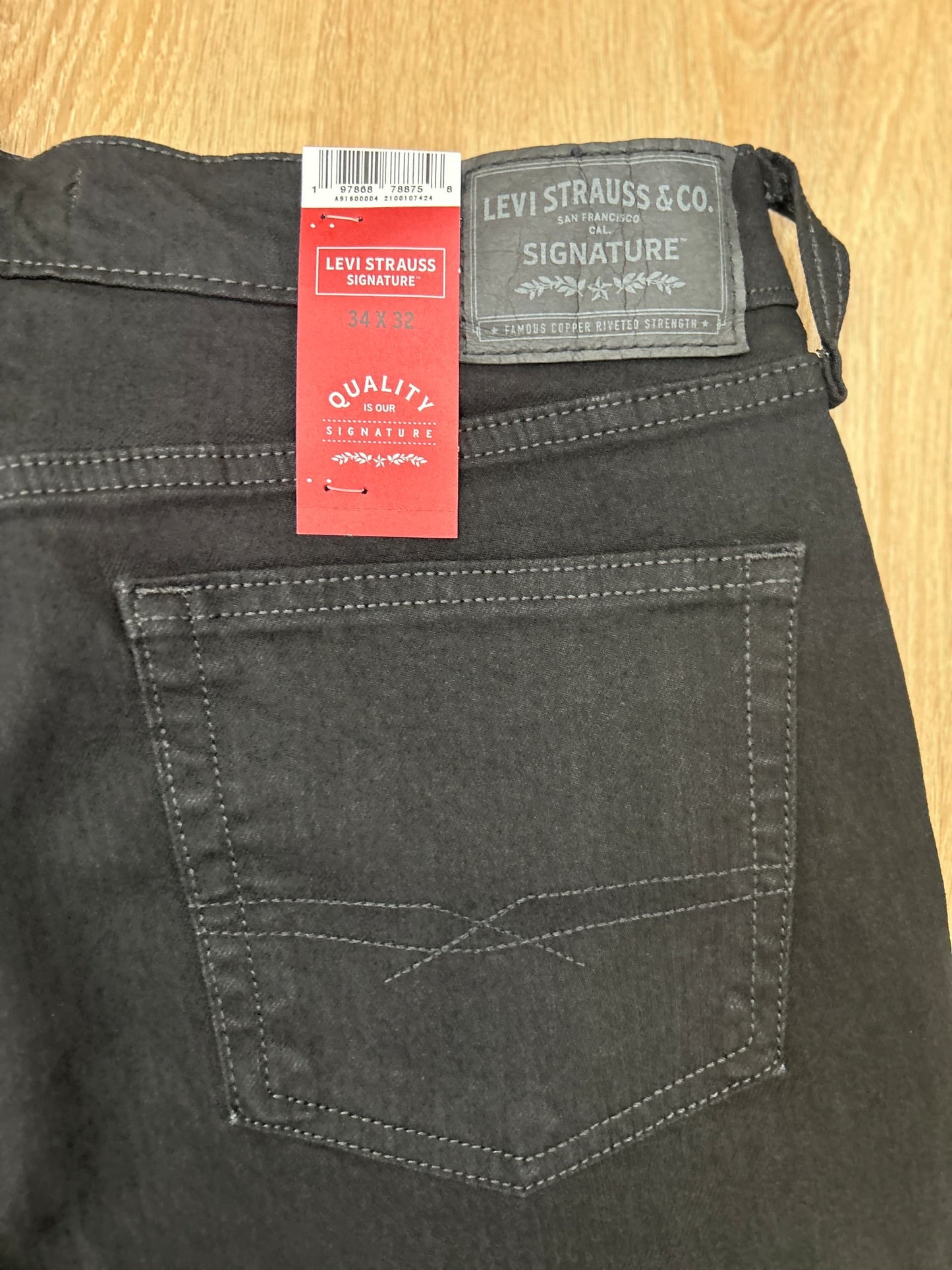 Levi's Slim Fit Denim in Black