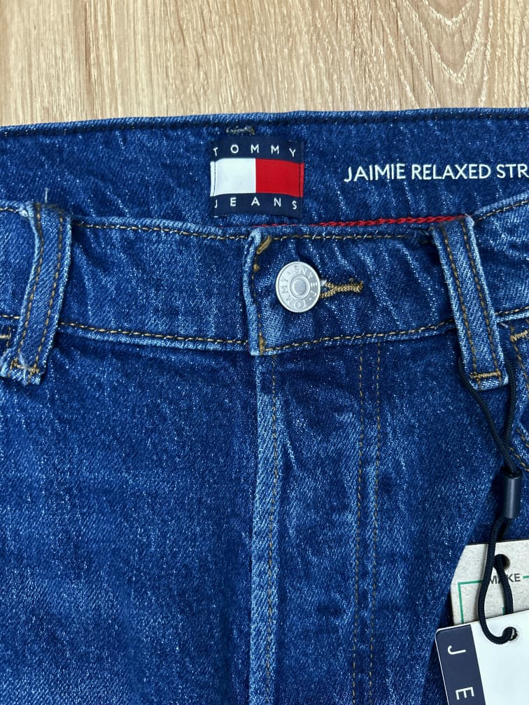 Tommy Hilfiger Relaxed Straight Fit Denim in Blue