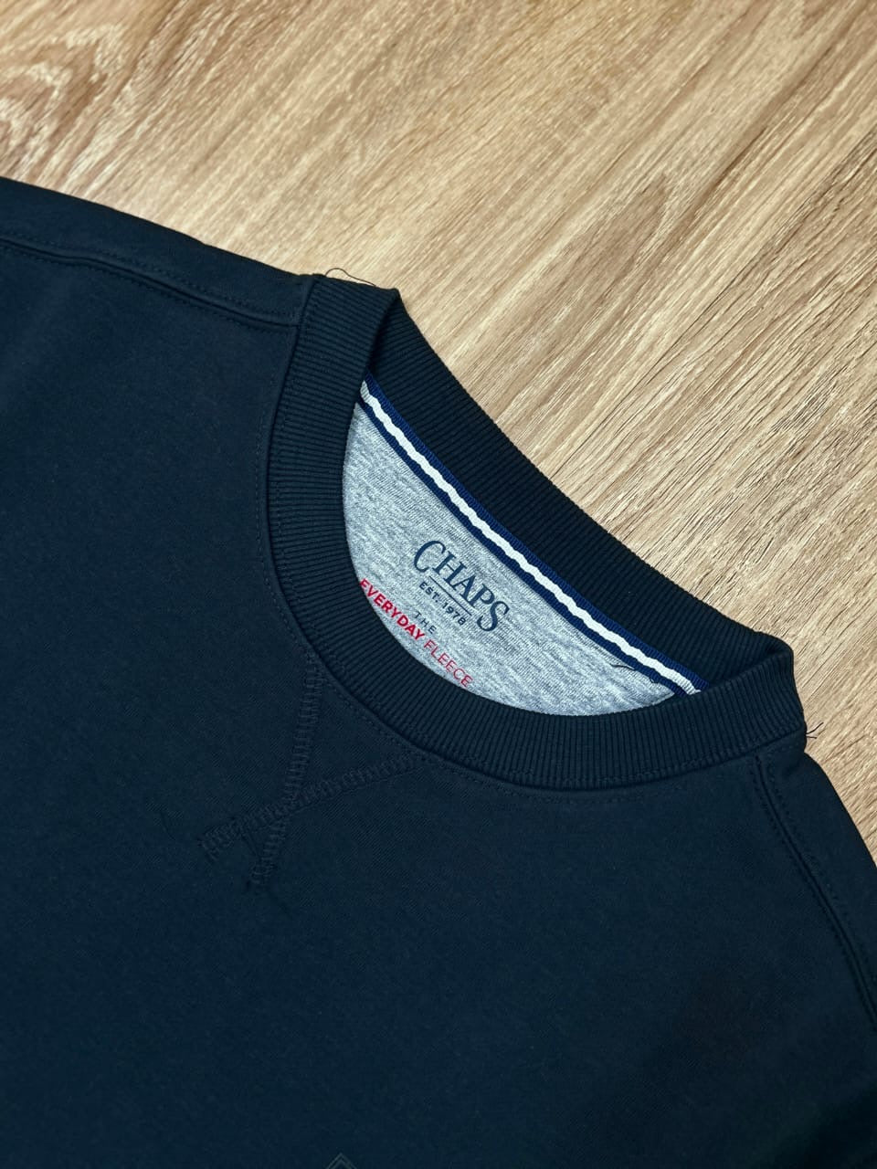 Chaps Regular Fit Sweatshirt in Black